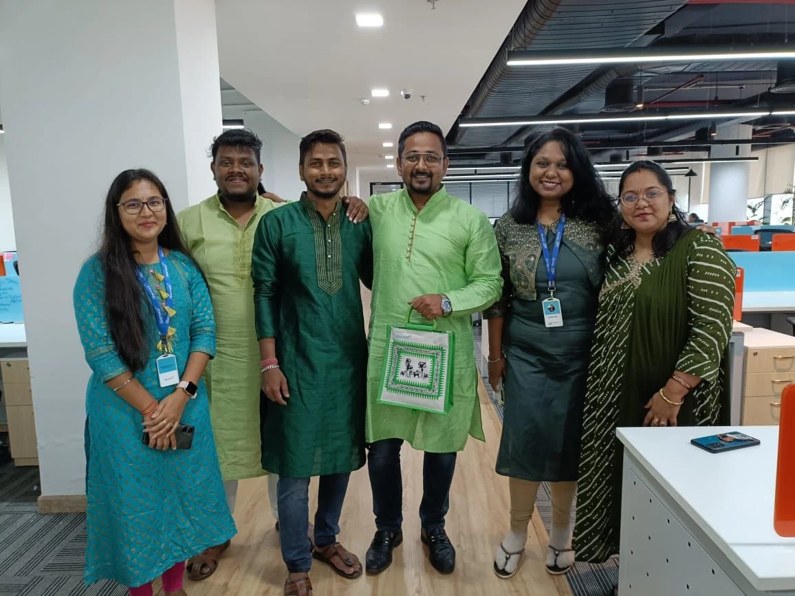 Happy corporate gifting client in Bhubaneswar